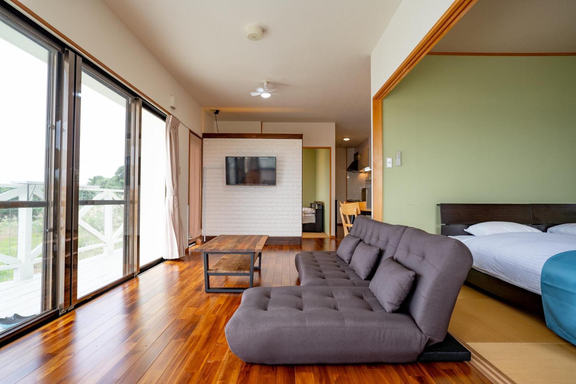 ペンションパシフィカ古宇利 Villa Kui Exterior foto
